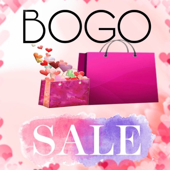 Glass Pearl And Gray Seed Bead Necklace With Earrings - Picture 4 of 5